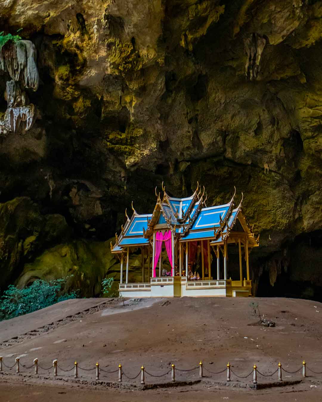 Khuha Kharuehat Pavilion PHRAYA NAKHON CAVE