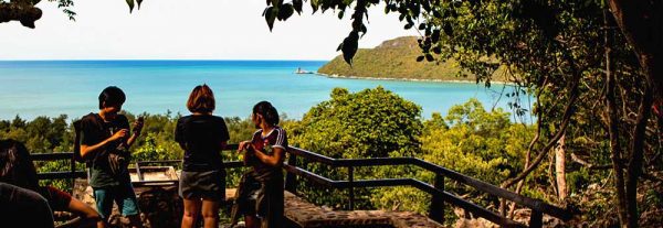 platform_Phraya-Nakhon-Cave