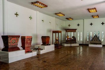 Manuscript chest for Buddhist scriptures Rai Mae Fah Luang, Chiang Rai, Thailand