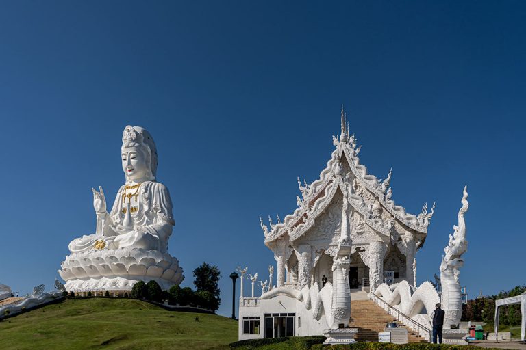 Wat Huay Pla Kang Chiang Rai